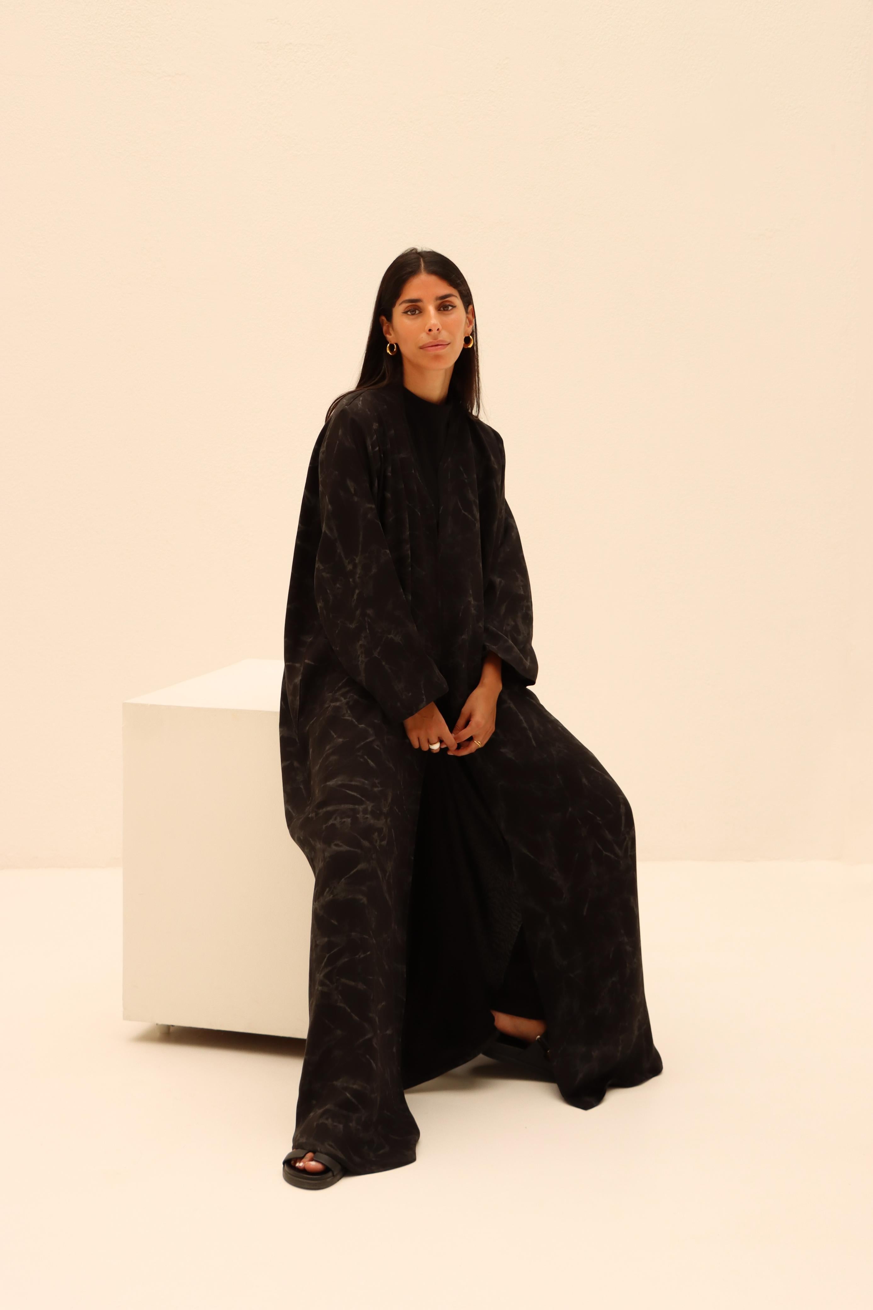 Abaya R14