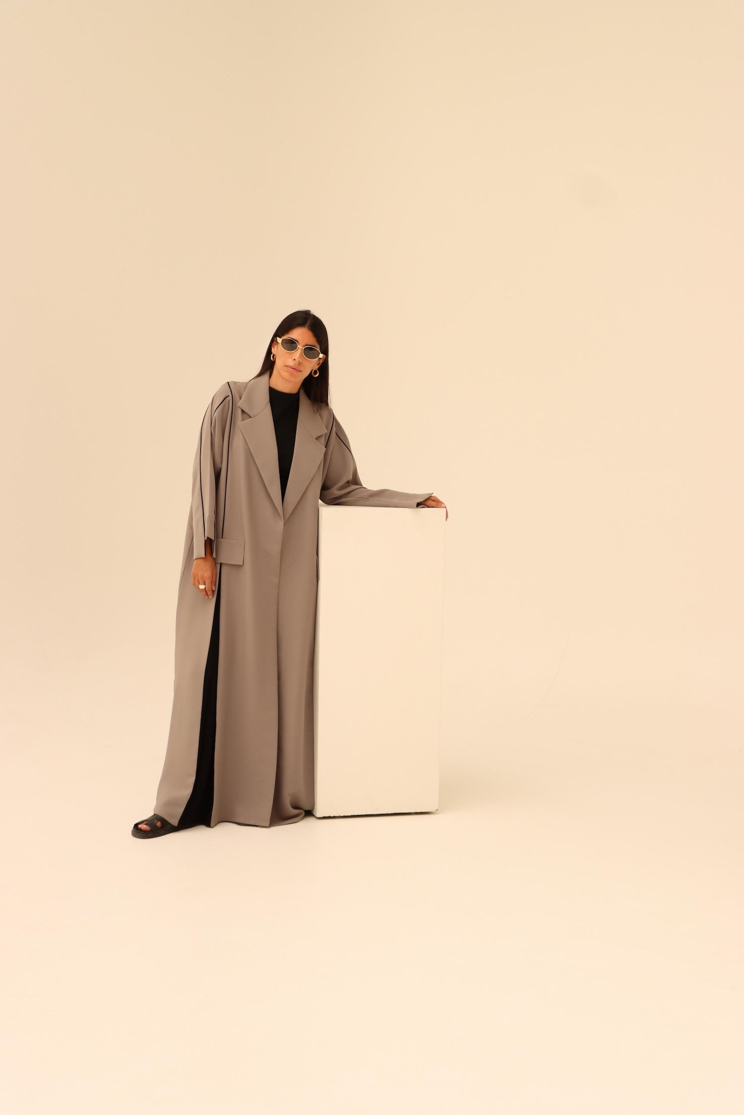 Abaya R3